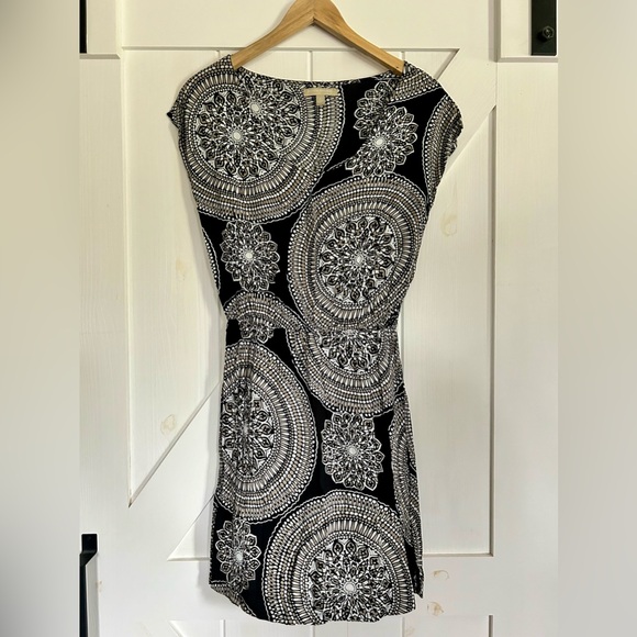 Banana Republic Dress - Picture 1 of 3